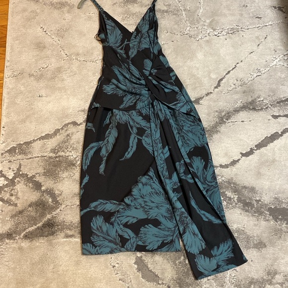 C/Meo Collective Enlighten Midi Dress Floral - Picture 2 of 4